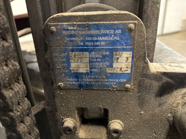 979553-6 Electric truck Mitsubishi FB25P 2.5 tons