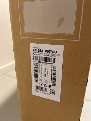 869038-4 Smart TV 55", Samsung Crystal UHD AU8000 (new in box)