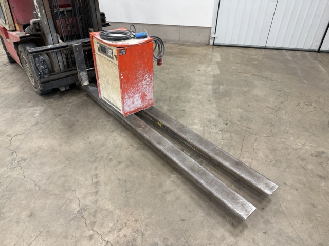 979553-9 Electric truck Mitsubishi FB25P 2.5 tons