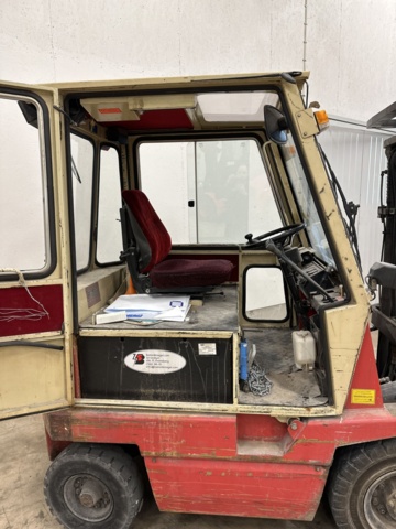 979553-10 Electric truck Mitsubishi FB25P 2.5 tons