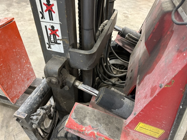 979553-19 Electric truck Mitsubishi FB25P 2.5 tons