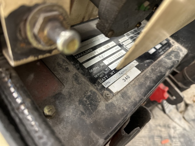 979553-26 Electric truck Mitsubishi FB25P 2.5 tons