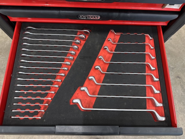 979557-5 Tool trolley with tools KSTools