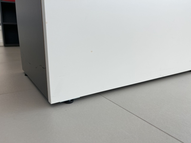 869056-10 Reception desk with adjustable desk