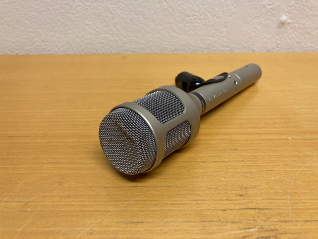 990721-2 Shure SM54 mikforoni