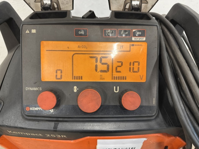 979578-3 Migsvets Kemppi Kempact 253R