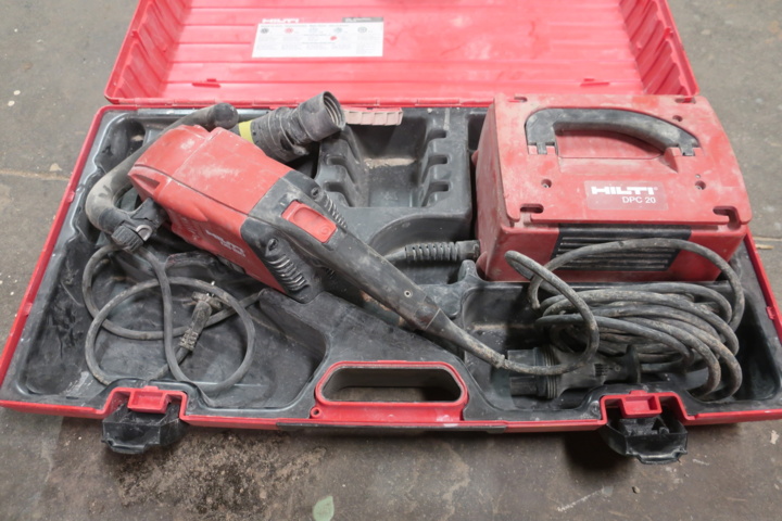Concrete grinding machine, Hilti DG150 and converter Hilti DPC20 - PS ...