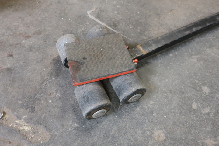 990810-2 Steerable machine skate, 3000kg