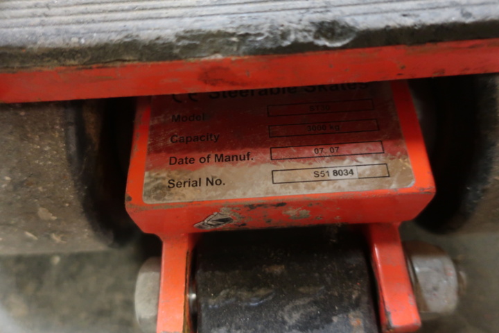 990810-5 Steerable machine skate, 3000kg