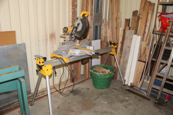 990835-1 Miter saw DeWalt DW718-QS