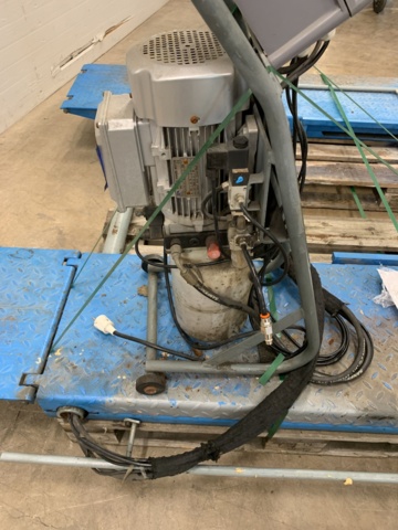 990836-8 Scissor lift EAE BR-MR30 3000 KG