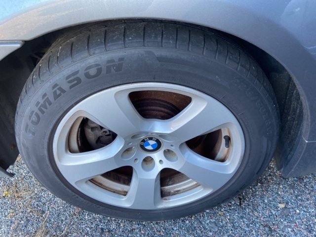 946436-10 BMW 523i Touring - 2008