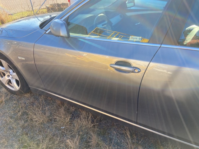 946436-24 BMW 523i Touring - 2008