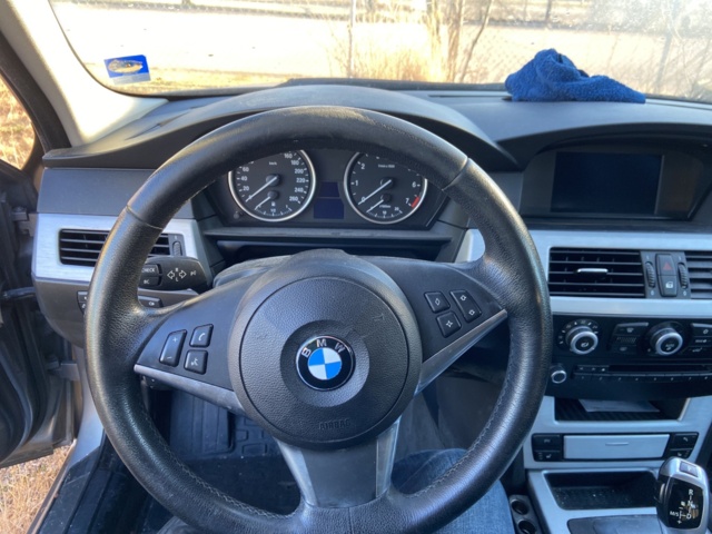 946436-34 BMW 523i Touring - 2008