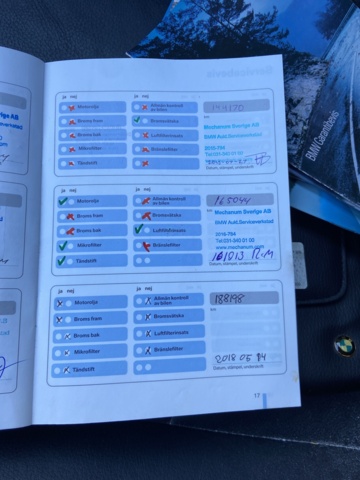 946436-40 BMW 523i Touring - 2008