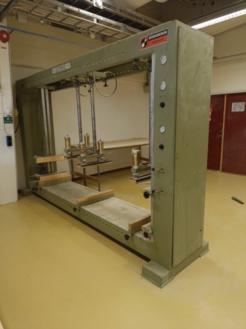 928847-1 Cabinet press Ocmac