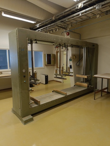 928847-2 Cabinet press Ocmac