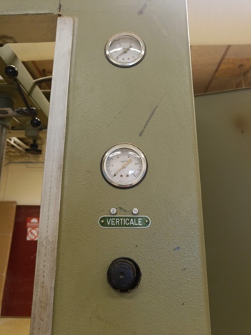 928847-11 Cabinet press Ocmac