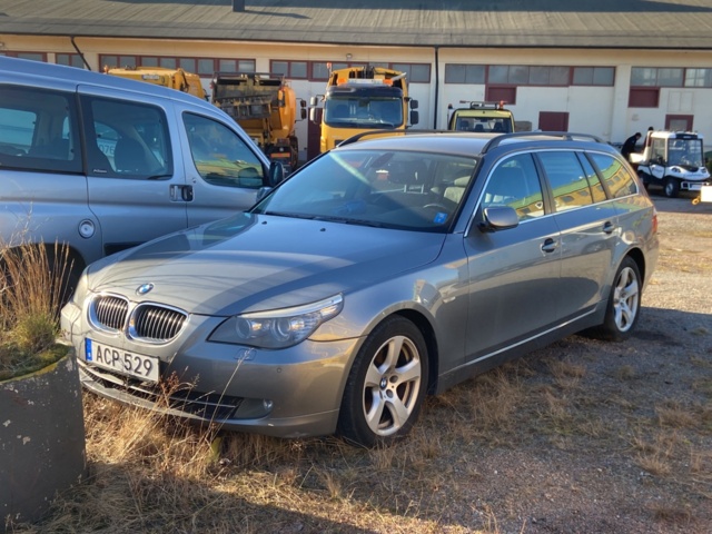946436-1 BMW 523i Touring - 2008