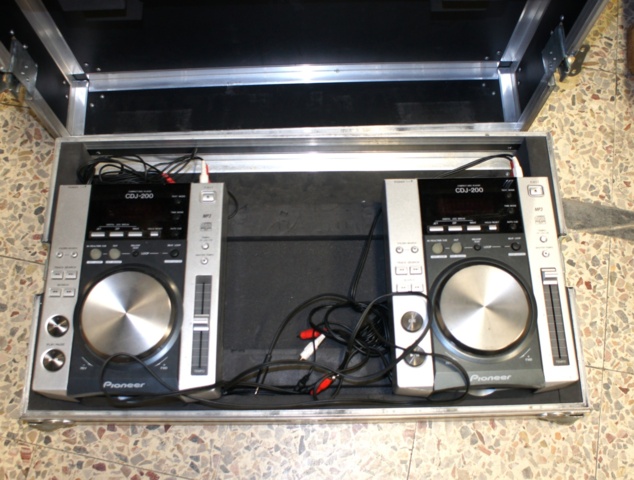 2 DJ Player Pioneer CDJ 200 - PS Auction - We value the future
