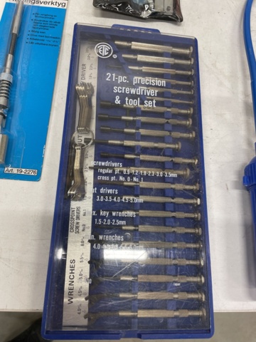 862334-4 Good to have in the garage