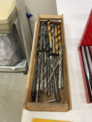 862334-8 Good to have in the garage