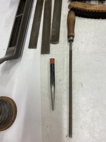 862334-11 Good to have in the garage