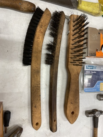 862334-14 Good to have in the garage