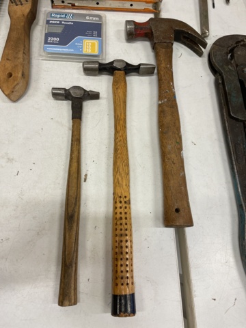 862334-21 Good to have in the garage