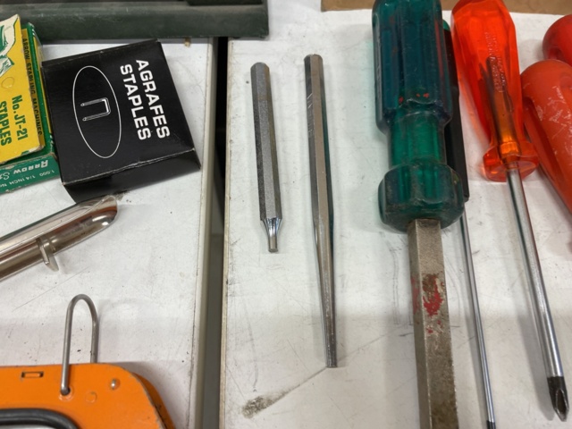 862334-23 Good to have in the garage