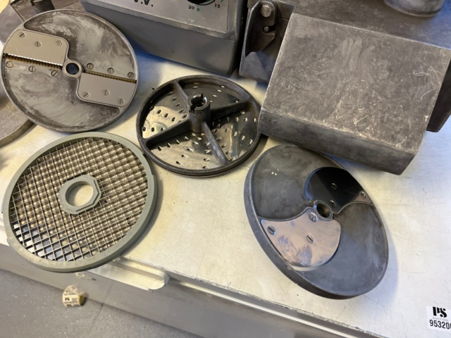 953204-2 Vegetable cutter Robot Coupe R502