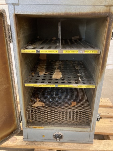 988830-5 Electrode heating cabinet Delair