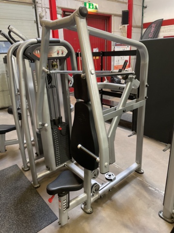 991206-2 Gym equipment Chest press