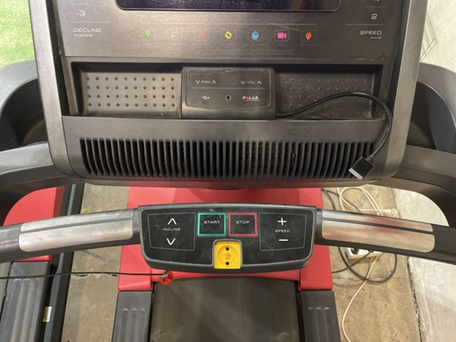 991208-6 Treadmill Freemotion Reflex