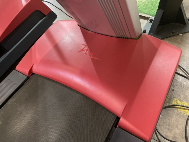 991208-10 Treadmill Freemotion Reflex