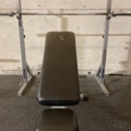 991210-4 Bench press with stand and weights