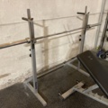 991210-6 Bench press with stand and weights