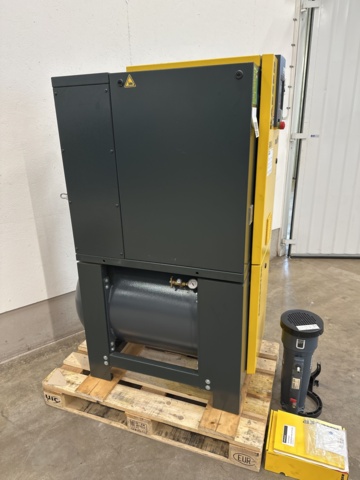 979594-11 Screw compressor Kaeser Aircenter SX6 -2016