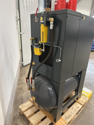 979594-12 Screw compressor Kaeser Aircenter SX6 -2016
