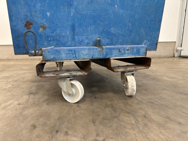 979596-3 Garbage / scrap container