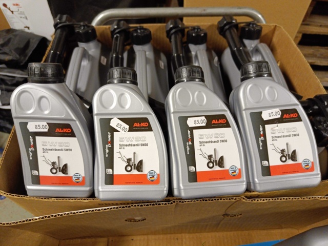 888053-5 10 new AL-KO spare cans and AL-KO oils