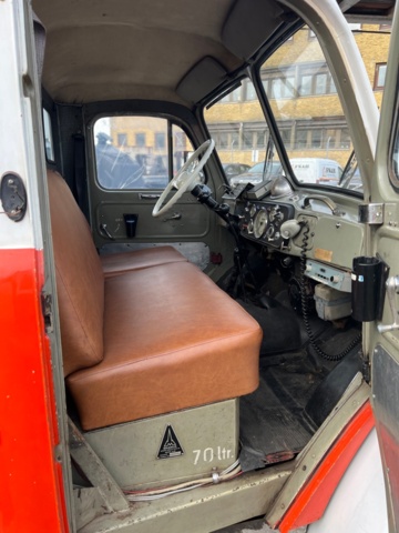 974315-32 Step car Magirus-Deutz Mercur 125 -1961