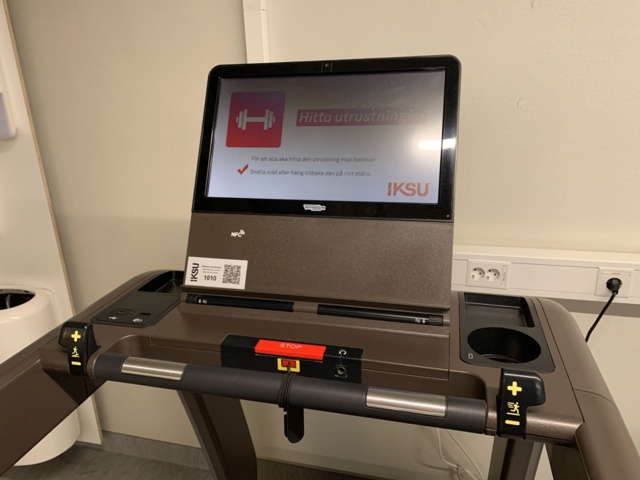 992447-5 Treadmills Technogym Run Artis