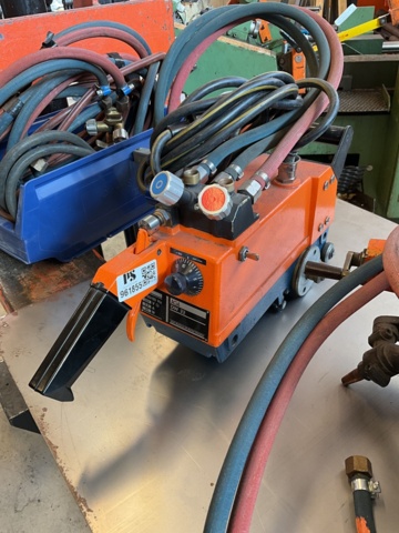 961855-2 Welding dogs