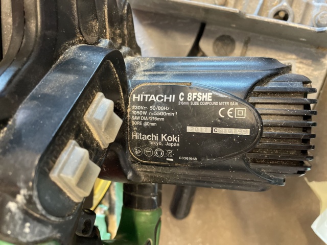 985603-2 Cut and miter saw Hitachi C8FSHE