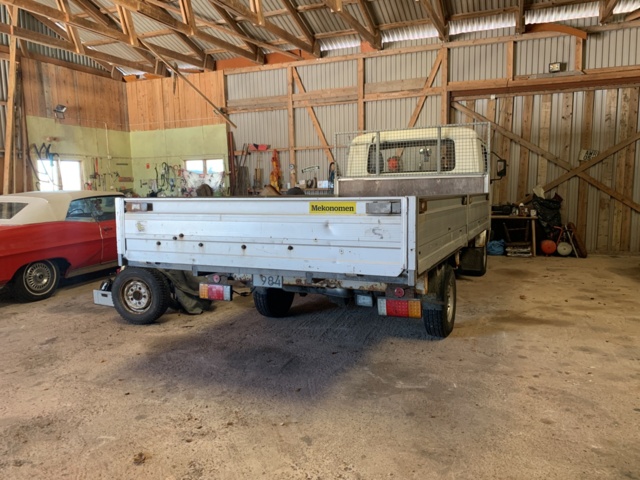 989144-3 Volkswagen LT Chassis Cab 31 2.4 - 1990