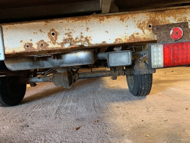 989144-15 Volkswagen LT Chassis Cab 31 2.4 - 1990