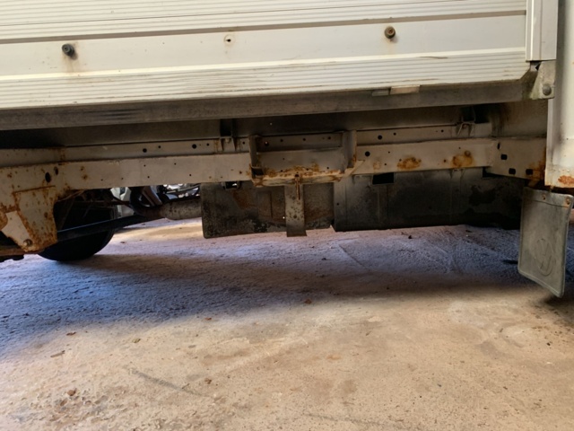 989144-17 Volkswagen LT Chassis Cab 31 2.4 - 1990