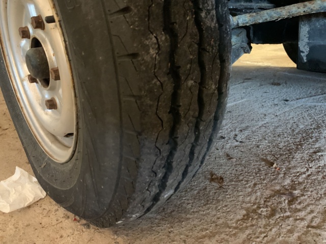 989144-31 Volkswagen LT Chassis Cab 31 2.4 - 1990