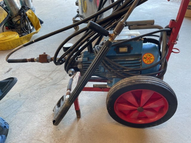 985636-1 Roosclean high pressure washer